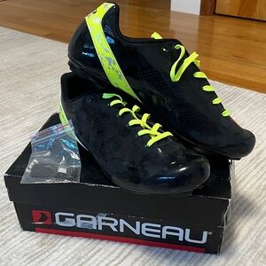 Garneau Men's Black and Neon Yellow Athletic Shoes